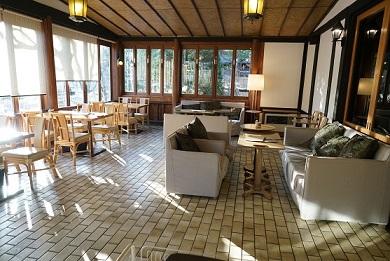 軽井沢 万平ホテル　cafe内